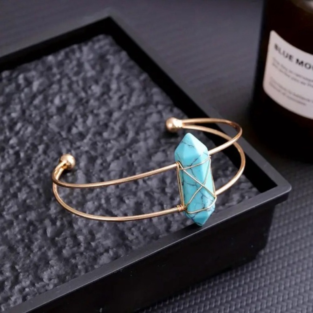 Gemstone adjustable bracelet
